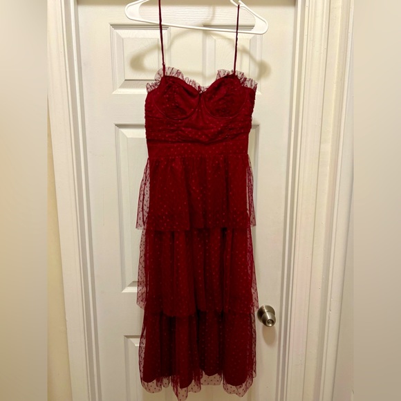 Lulu’s Red (Wine) Sweetheart Style Black Polka Dot Bustier Midi Dress, size M - Picture 2 of 5